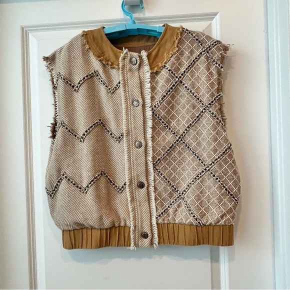 Miss Me Denim Tweed Vest Button Up Frayed Multi Pattern Fabric See Measurements - Picture 1 of 4